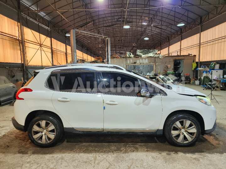 Peugeot 2008 2015 — 6