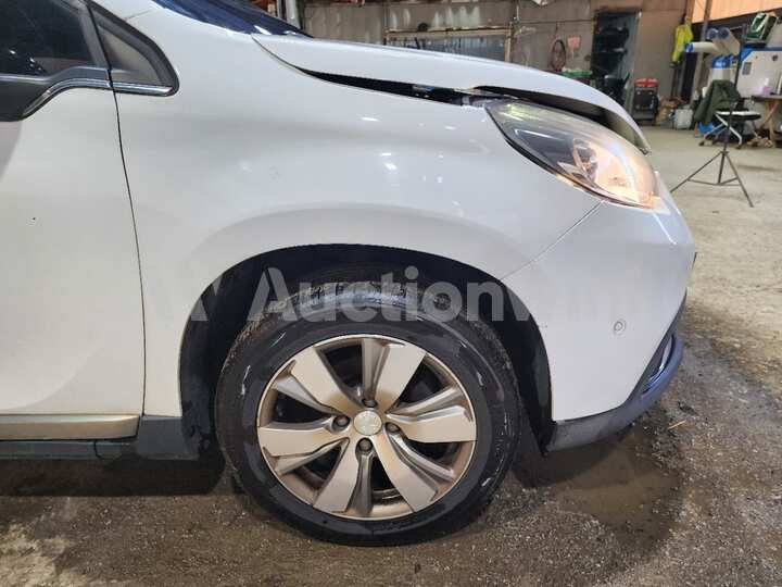 Peugeot 2008 2015 — 58