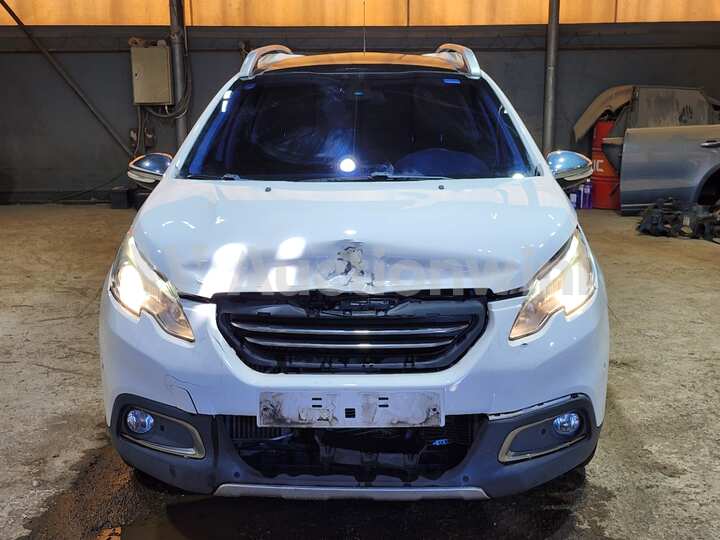 Peugeot 2008 2015 — 9