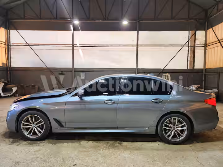 BMW 5 Series 2017 — 2