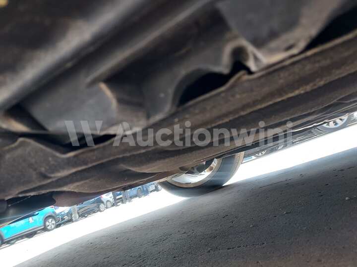 Mercedes Benz E Class 2015 — 21