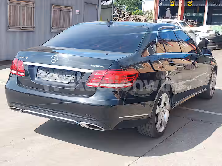 Mercedes Benz E Class 2015 — 5