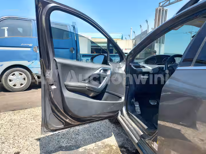 Peugeot 2008 2016 — 29