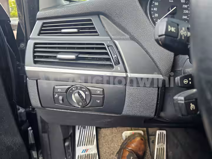 BMW X5 2008 — 13