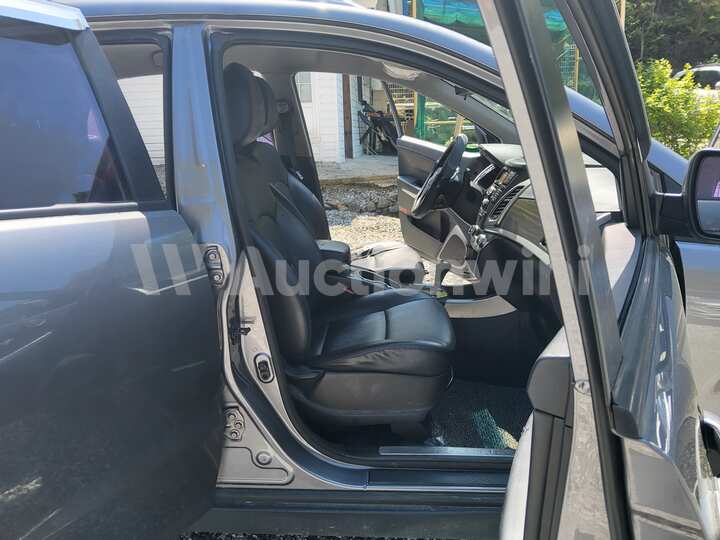 KGM (Ssangyong) Korando 2015 — 61