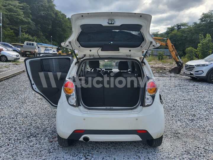 Chevrolet Spark 2012 — 49