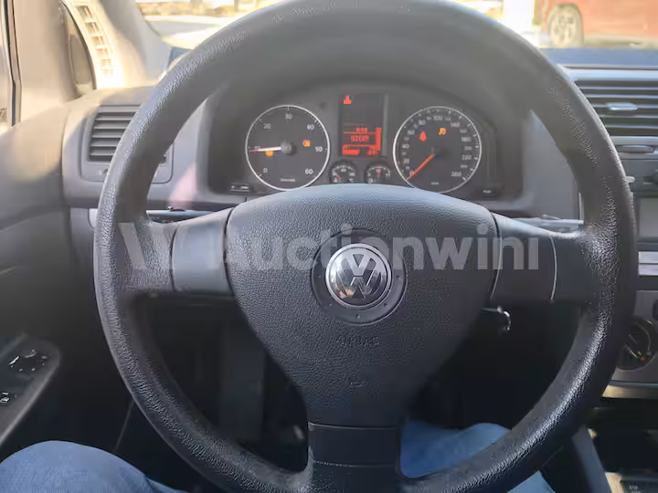 Volkswagen Golf 2008 — 38