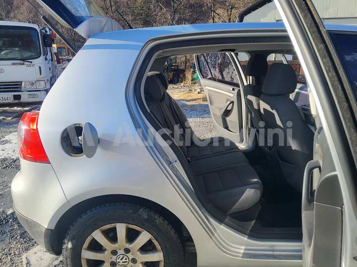 Volkswagen Golf 2008 — 60