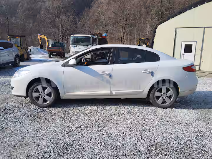Renault SM3 2012 — 3