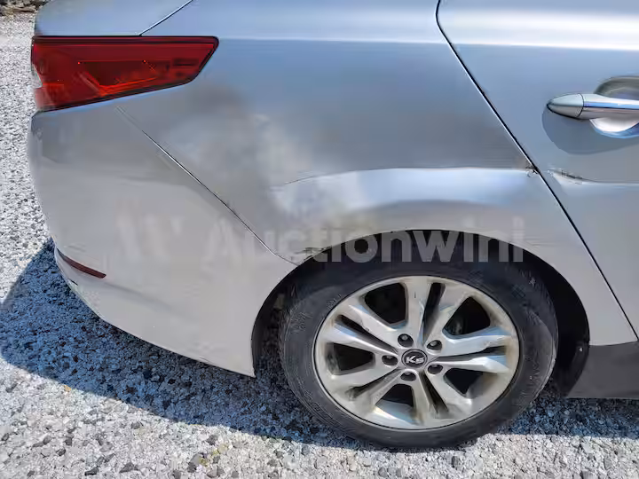 Kia K5 2011 — 17