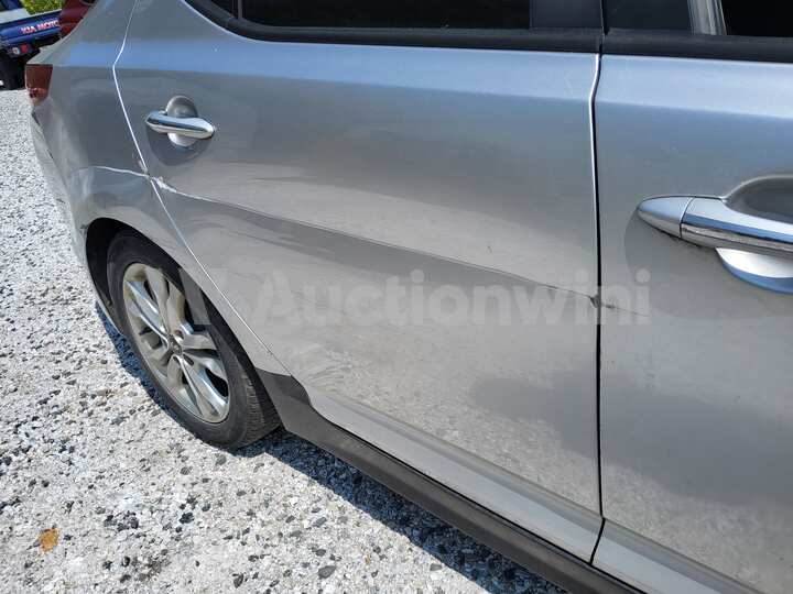 Kia K5 2011 — 19
