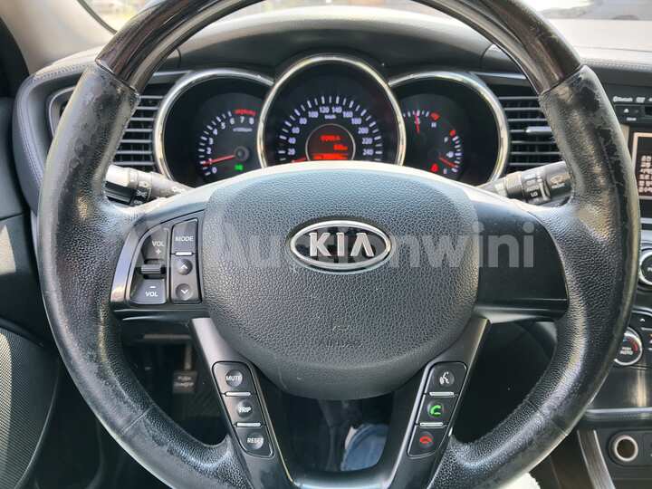 Kia K5 2011 — 39