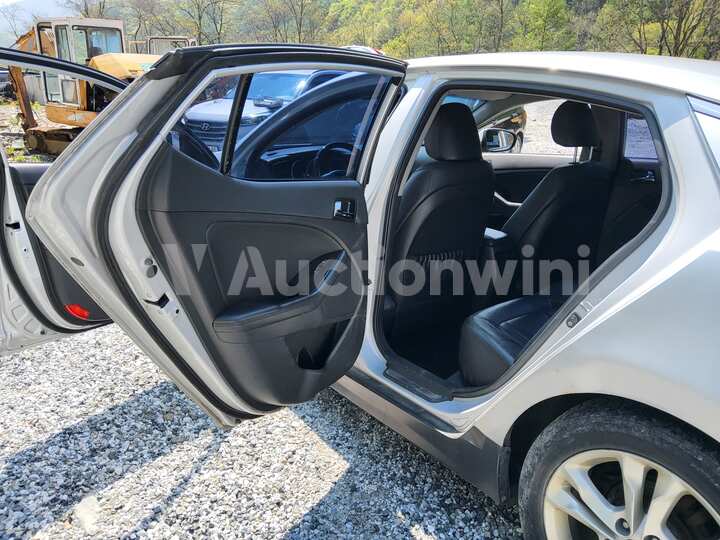 Kia K5 2011 — 50