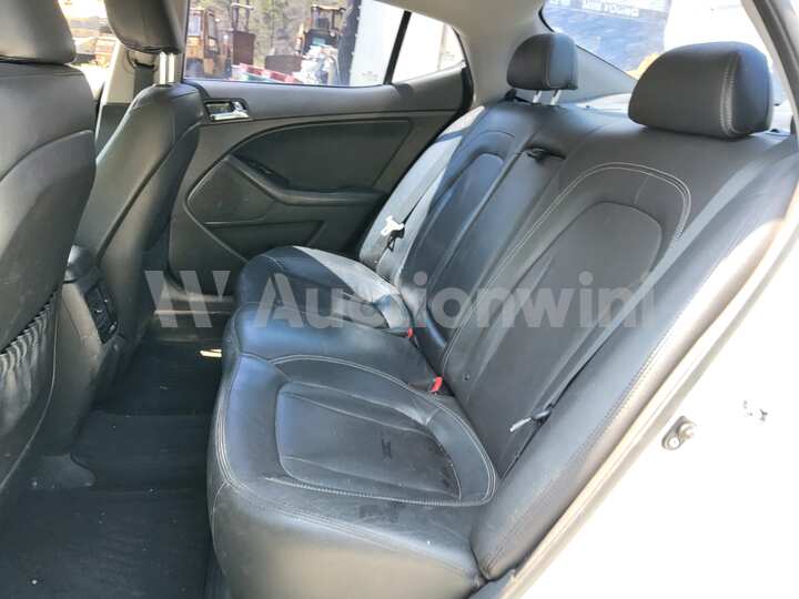 Kia K5 2011 — 52