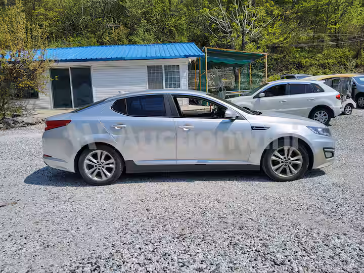Kia K5 2011 — 7