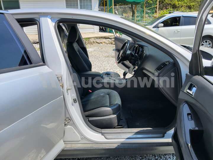 Kia K5 2011 — 61