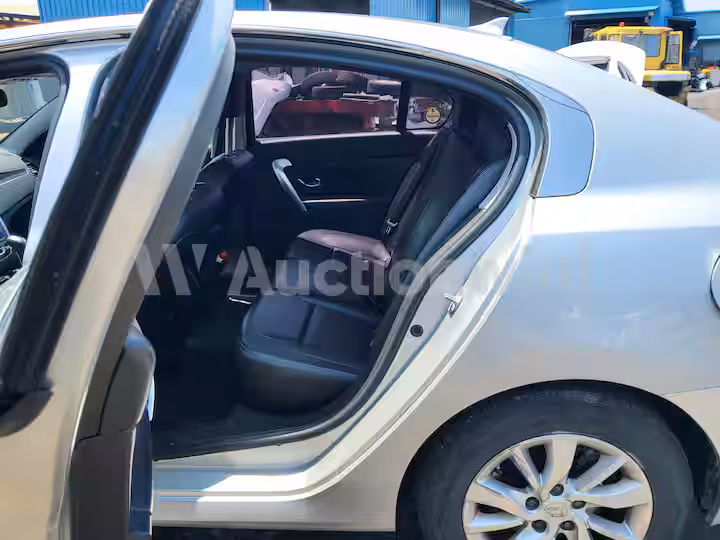 Renault SM5 2017 — 46