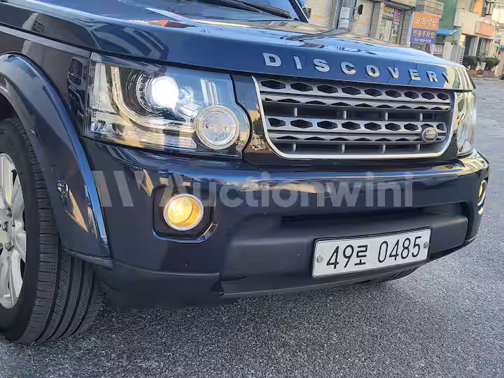 Land Rover Discovery 2016 — 11