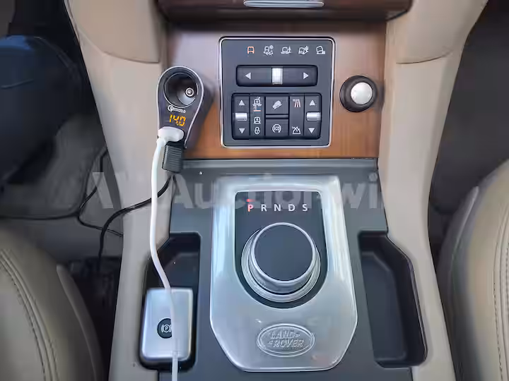 Land Rover Discovery 2016 — 43