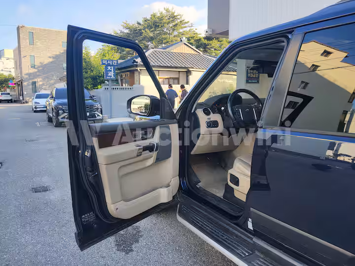Land Rover Discovery 2016 — 50