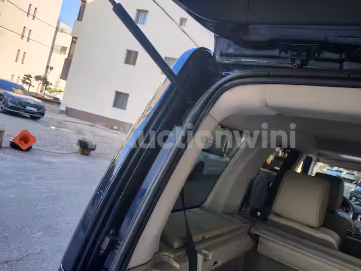 Land Rover Discovery 2016 — 57