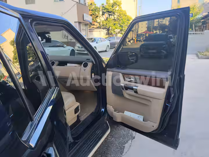 Land Rover Discovery 2016 — 62