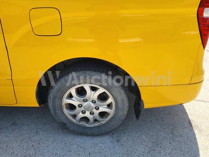 Hyundai Starex 2011 — 14