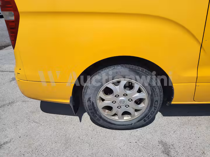 Hyundai Starex 2011 — 17