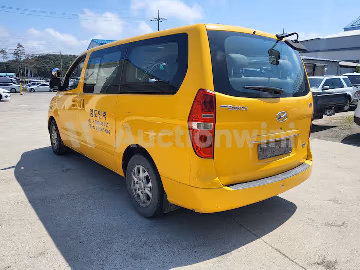 Hyundai Starex 2011 — 3