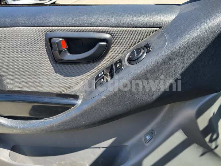 Hyundai Starex 2011 — 33