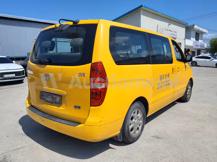 Hyundai Starex 2011 — 5