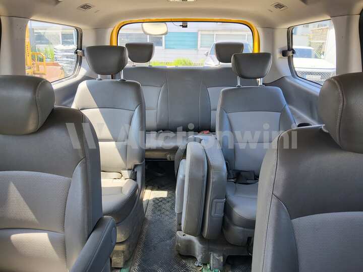 Hyundai Starex 2011 — 41