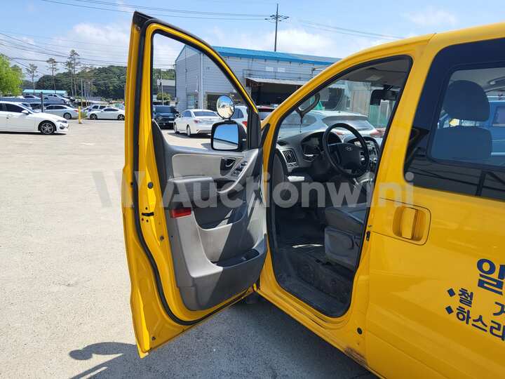 Hyundai Starex 2011 — 42