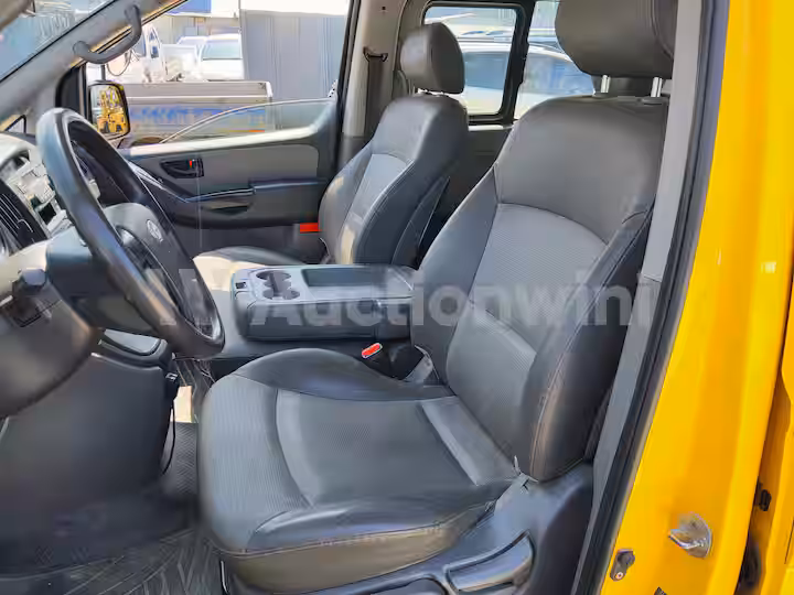 Hyundai Starex 2011 — 44