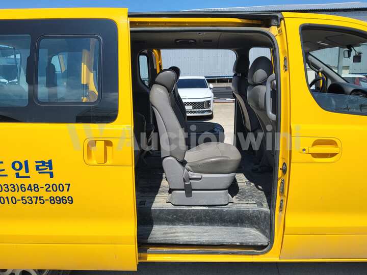 Hyundai Starex 2011 — 52
