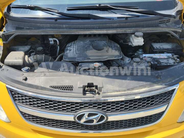 Hyundai Starex 2011 — 58