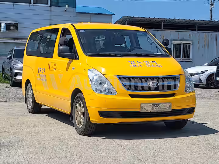 Hyundai Starex 2011 — 7