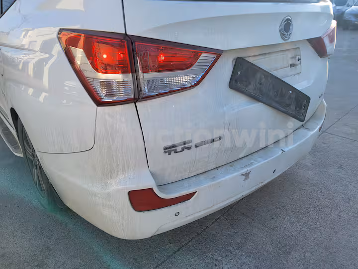 KGM (Ssangyong) Korando 2015 — 15