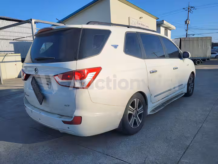 KGM (Ssangyong) Korando 2015 — 5