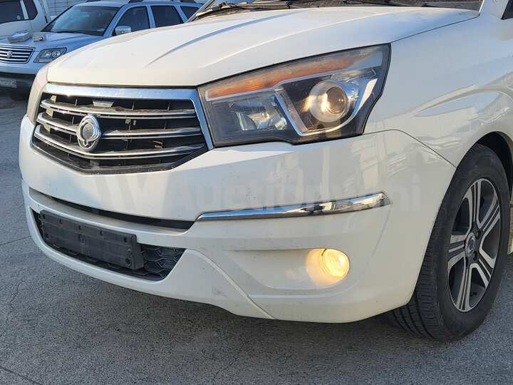 KGM (Ssangyong) Korando 2015 — 10