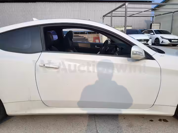 Genesis Coupe 2010 — 19