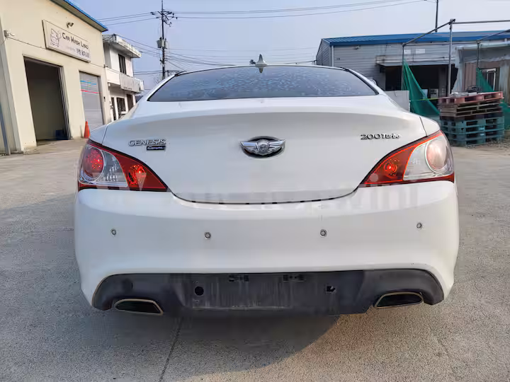 Genesis Coupe 2010 — 5
