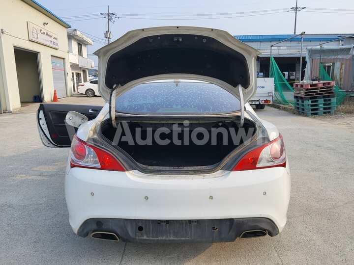 Genesis Coupe 2010 — 53