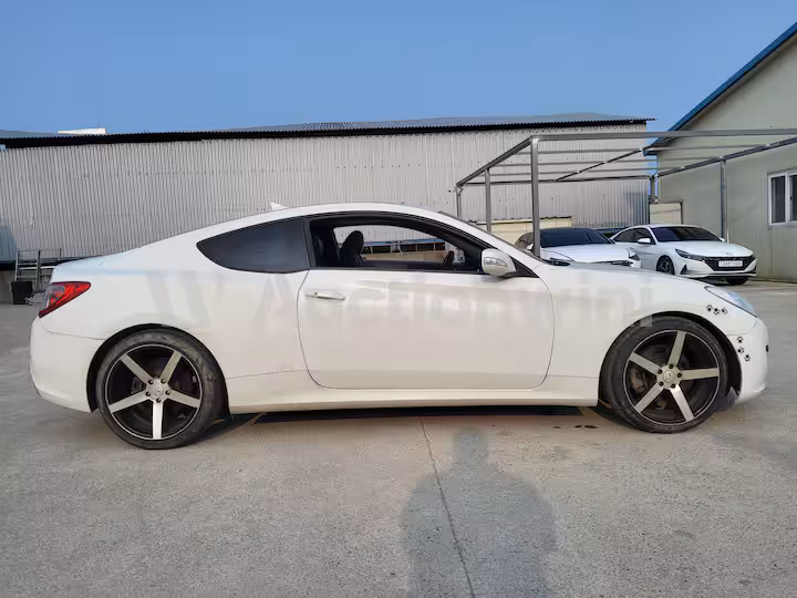 Genesis Coupe 2010 — 7