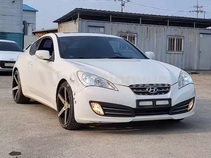 Genesis Coupe 2010 — 8