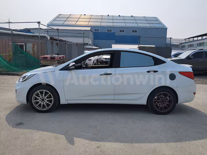 Hyundai Accent 2014 — 3