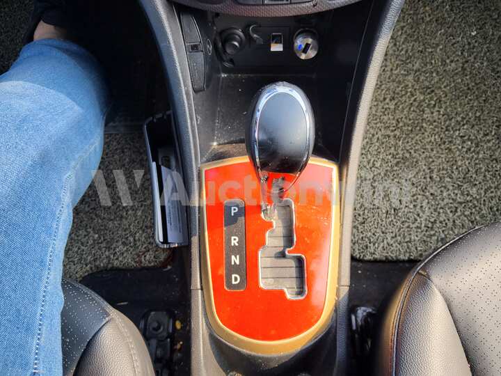 Hyundai Accent 2014 — 42