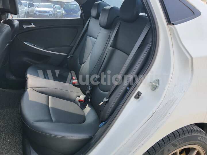 Hyundai Accent 2014 — 49