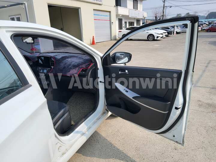 Hyundai Accent 2014 — 57