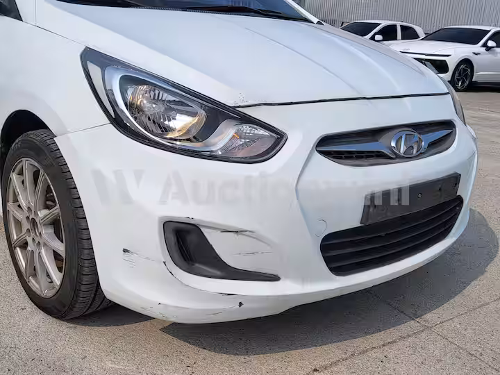 Hyundai Accent 2014 — 10